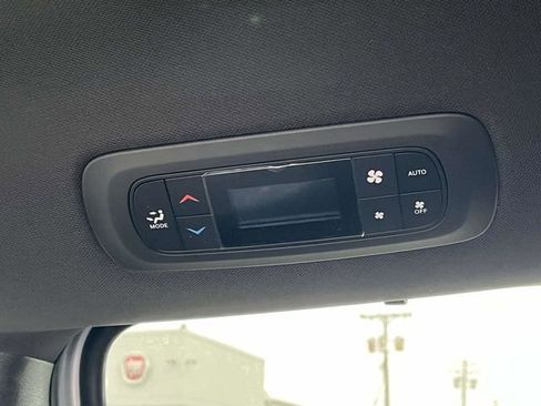 New 2026 Chrysler Pacifica Select w/ S Appearance Package FWD image 16