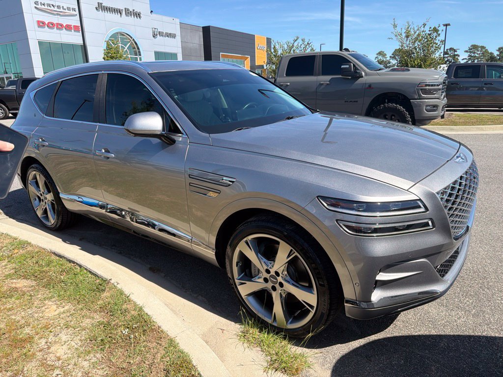 Used 2022 Genesis GV80 3.5T w/ Prestige Package 07 AWD/4WD image 4