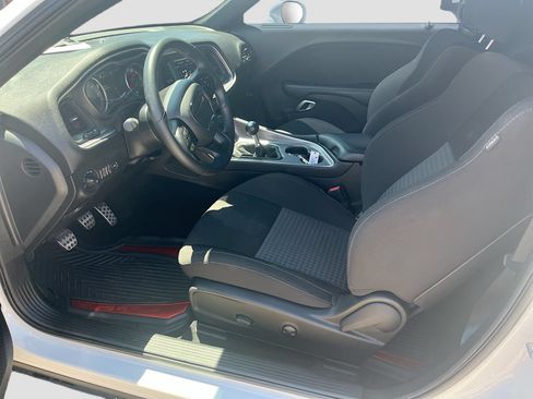 Used 2022 Dodge Challenger R/T RWD image 20