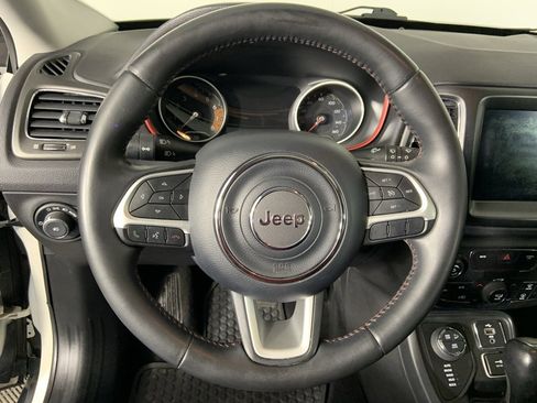 Used 2018 Jeep Compass Trailhawk w/ Navigation Group image 9