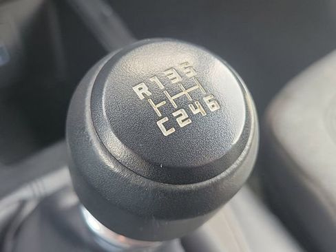 Used 2022 Ford Bronco 2-Door AWD/4WD image 18