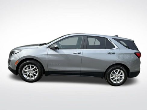 Used 2024 Chevrolet Equinox LT w/ LPO, Floor Liner Package FWD image 2