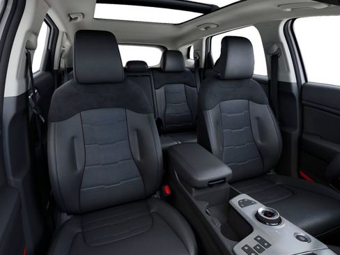 New 2026 Kia Sportage SX Prestige AWD/4WD image 15