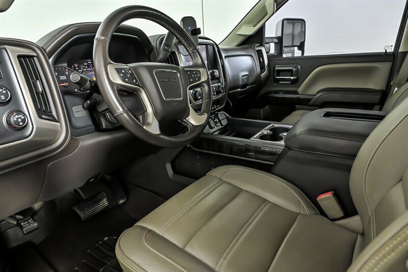 Used 2016 GMC Sierra 3500 Denali w/ Duramax Plus Package AWD/4WD image 18
