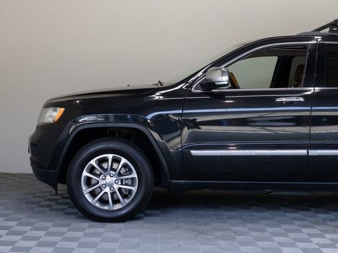 Used 2012 Jeep Grand Cherokee Overland image 8