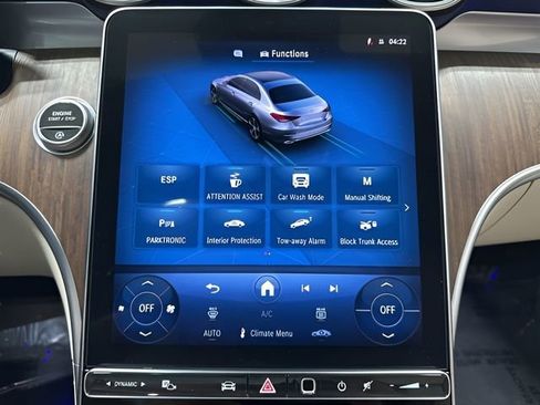 Used 2025 Mercedes-Benz C 300 4MATIC Sedan image 24