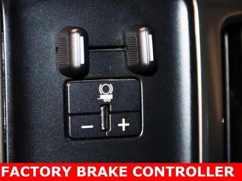 Used 2017 Chevrolet Silverado 1500 LTZ image 23