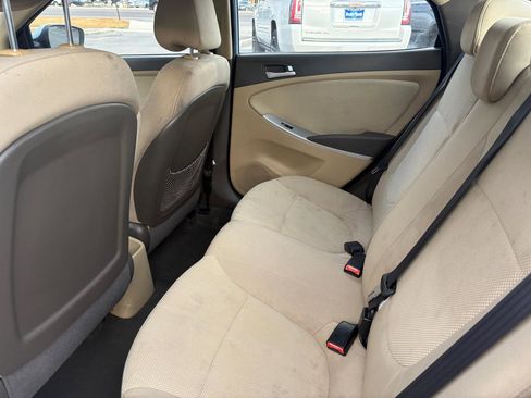 Used 2013 Hyundai Accent GLS image 8