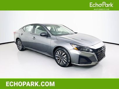 Used 2025 Nissan Altima 2.5 SV