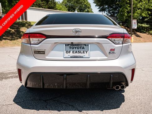 Certified 2026 Toyota Corolla SE w/ SE Premium Package FWD image 6