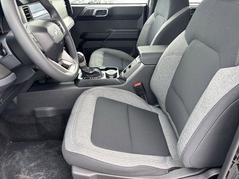 New 2025 Ford Bronco 4-Door image 15