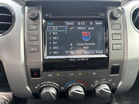 Used 2017 Toyota Tundra SR5 image 18