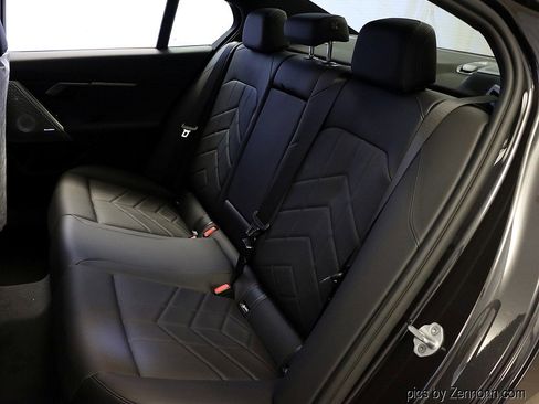 Used 2026 BMW 530i xDrive w/ M Sport Package image 12