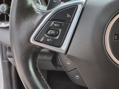 Used 2023 Chevrolet Camaro LT image 18