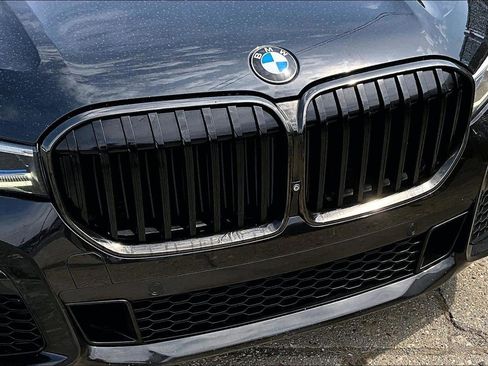 Used 2020 BMW 750i xDrive w/ M Sport Package AWD/4WD image 33