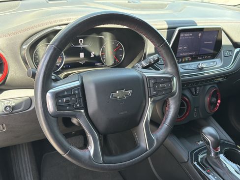 Used 2021 Chevrolet Blazer RS w/ Enhanced Convenience Package FWD image 29