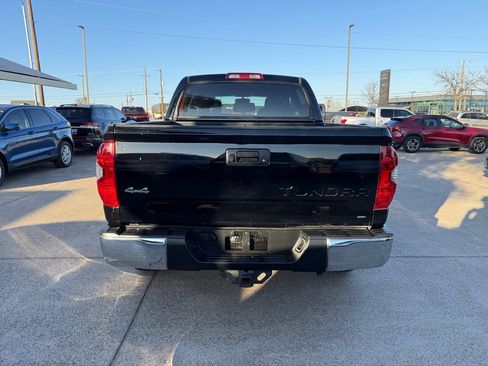 Used 2015 Toyota Tundra SR5 w/ SR5 Upgrade Package image 6