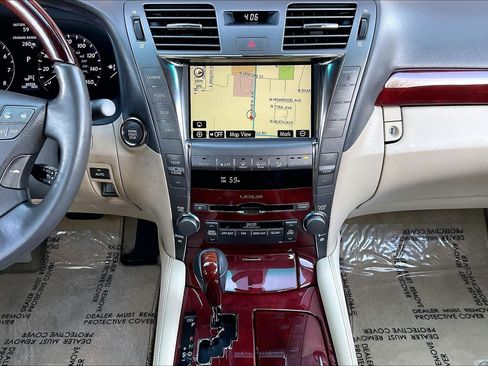 Used 2007 Lexus LS 460 L image 9