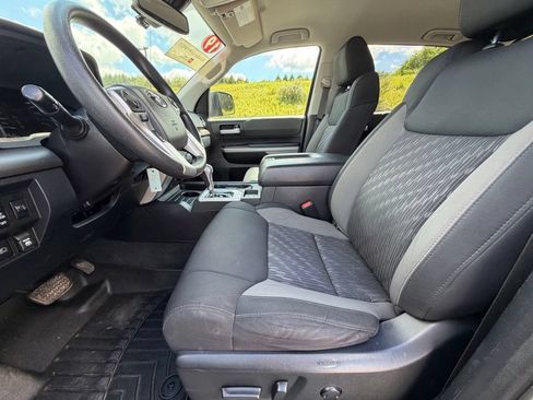 Used 2019 Toyota Tundra SR5 AWD/4WD image 16