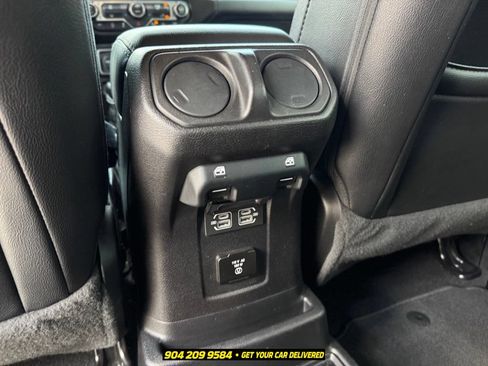Used 2021 Jeep Wrangler Unlimited Sahara AWD/4WD image 28
