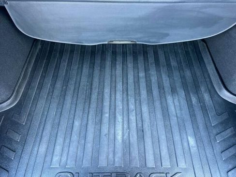 Used 2019 Subaru Outback 2.5i Premium w/ Popular Package #2 image 18