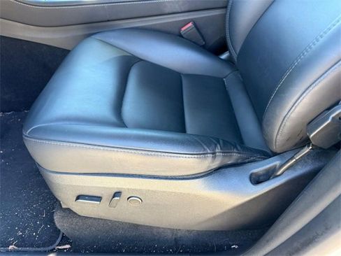 Used 2023 Tesla Model Y Long Range image 17