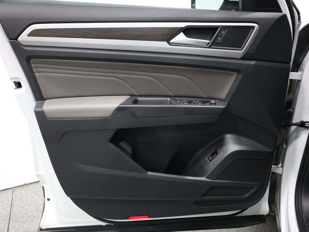 Certified 2023 Volkswagen Atlas SE AWD/4WD image 12