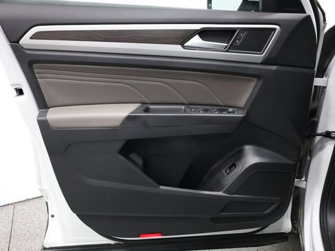 Certified 2023 Volkswagen Atlas SE AWD/4WD image 12