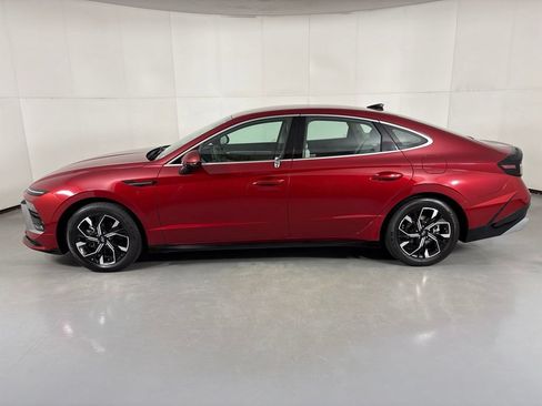 Used 2025 Hyundai Sonata SEL FWD image 5