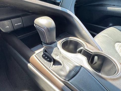 Used 2024 Toyota Camry SE FWD image 29