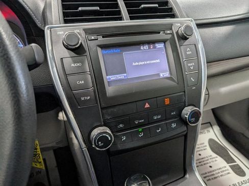 Used 2015 Toyota Camry LE FWD image 22