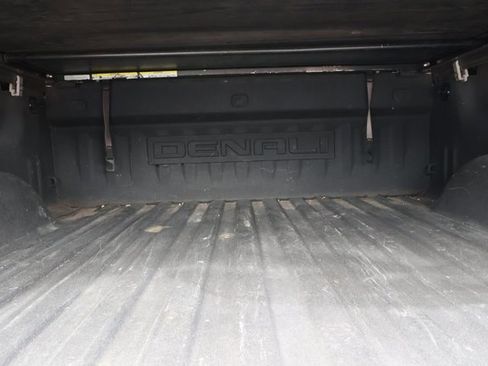 Used 2015 GMC Sierra 1500 Denali w/ Driver Alert Package image 18