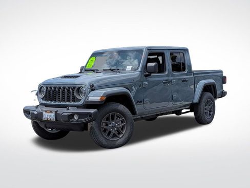 Used 2026 Jeep Gladiator Sport AWD/4WD image 1