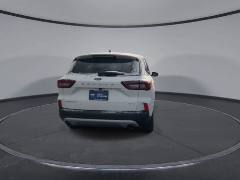 Used 2025 Ford Escape Active w/ Cold Weather Package image 7