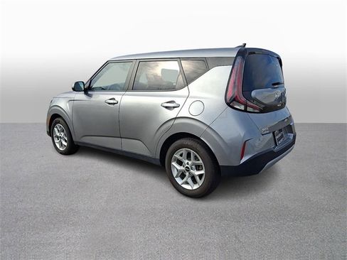 Used 2024 Kia Soul LX w/ Option Group 015 image 6