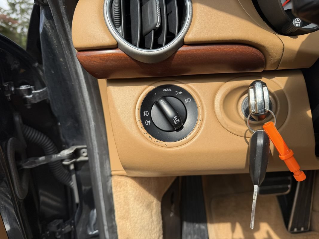 Used 2005 Porsche Boxster S RWD image 22