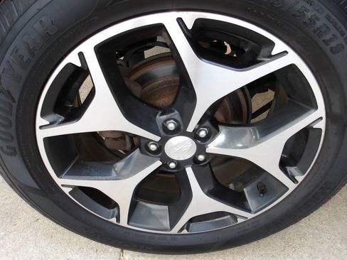 Used 2015 Subaru Forester 2.0XT Touring w/ Eyesight & Navigation System AWD/4WD image 27