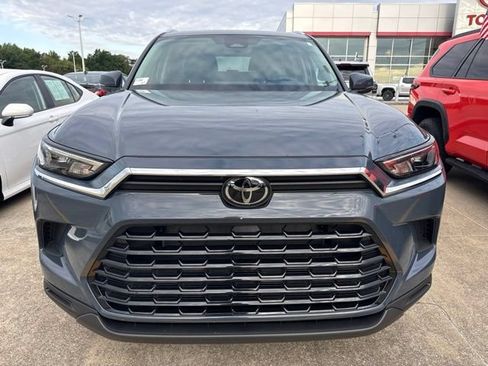 Used 2026 Toyota Grand Highlander AWD image 12