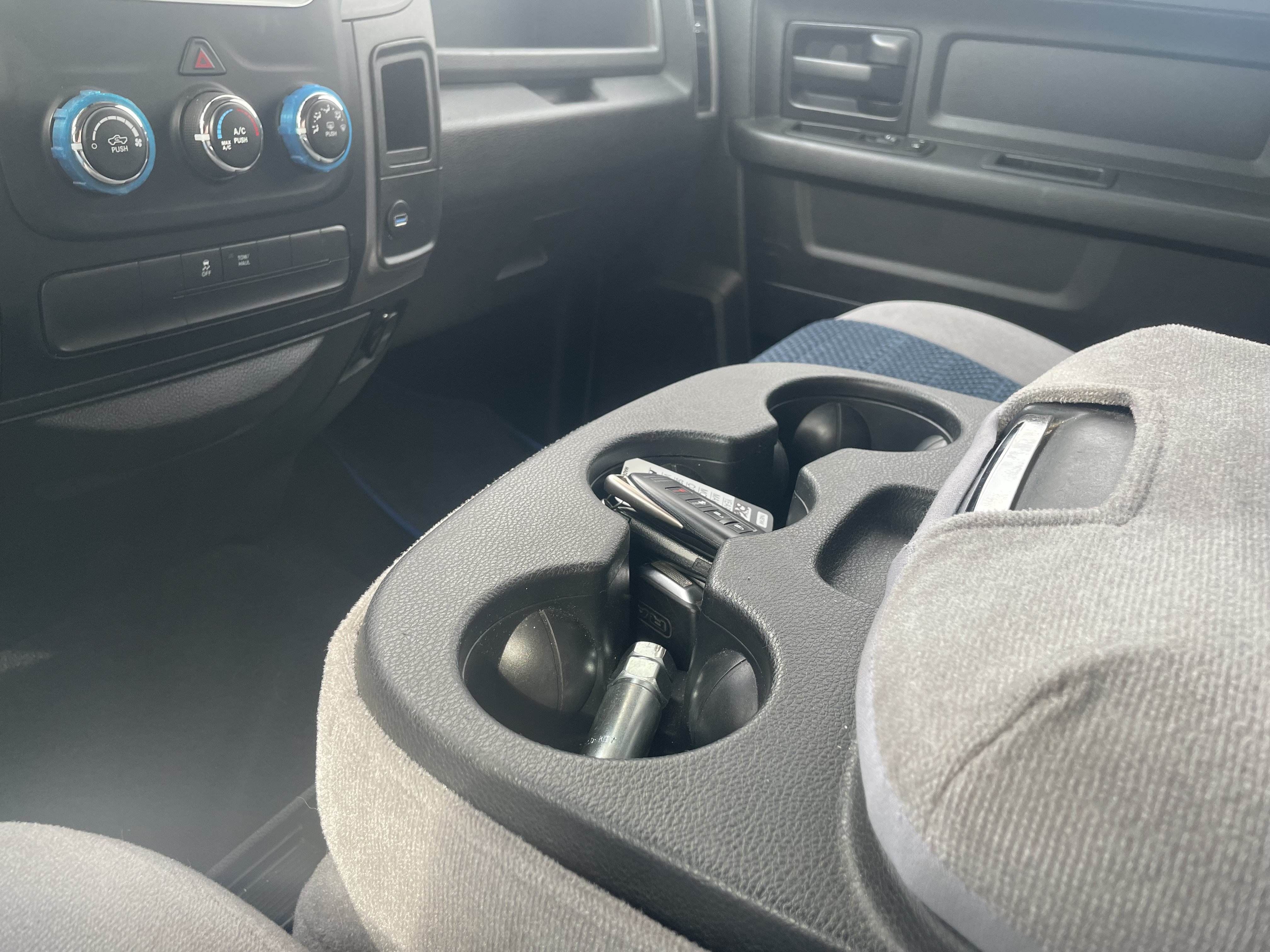 Used 2016 RAM 1500 Express RWD image 20