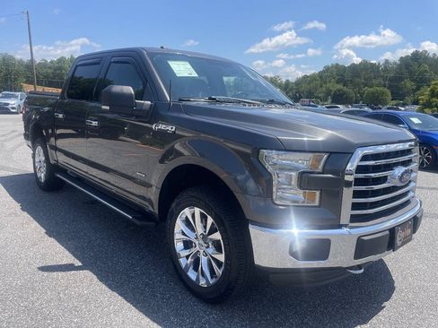 Used 2016 Ford F150 XLT w/ Equipment Group 302A Luxury AWD/4WD image 6