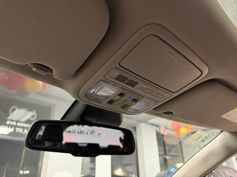 Used 2016 Honda Odyssey Touring Elite image 74