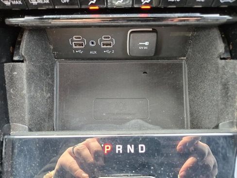 Used 2022 Jeep Grand Cherokee Altitude AWD/4WD image 24