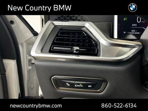 New 2026 BMW X7 xDrive40i image 18