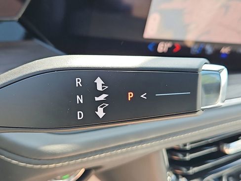 New 2025 Chevrolet Tahoe Premier w/ Sun And Tow Package image 13