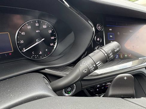 Used 2023 Buick Envision Preferred AWD/4WD image 33