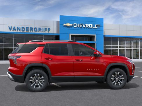 New 2027 Chevrolet Equinox LT w/ Safety and Technology Package FWD image 5