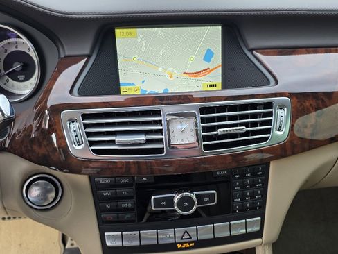 Used 2012 Mercedes-Benz CLS 550 4MATIC image 26