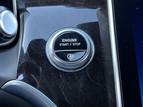 Certified 2024 Mercedes-Benz GLC 300 4MATIC image 31