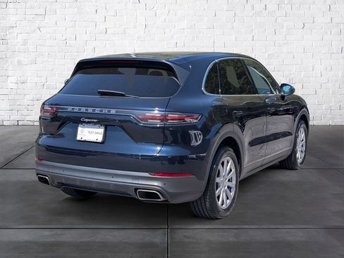 Used 2021 Porsche Cayenne AWD/4WD image 7