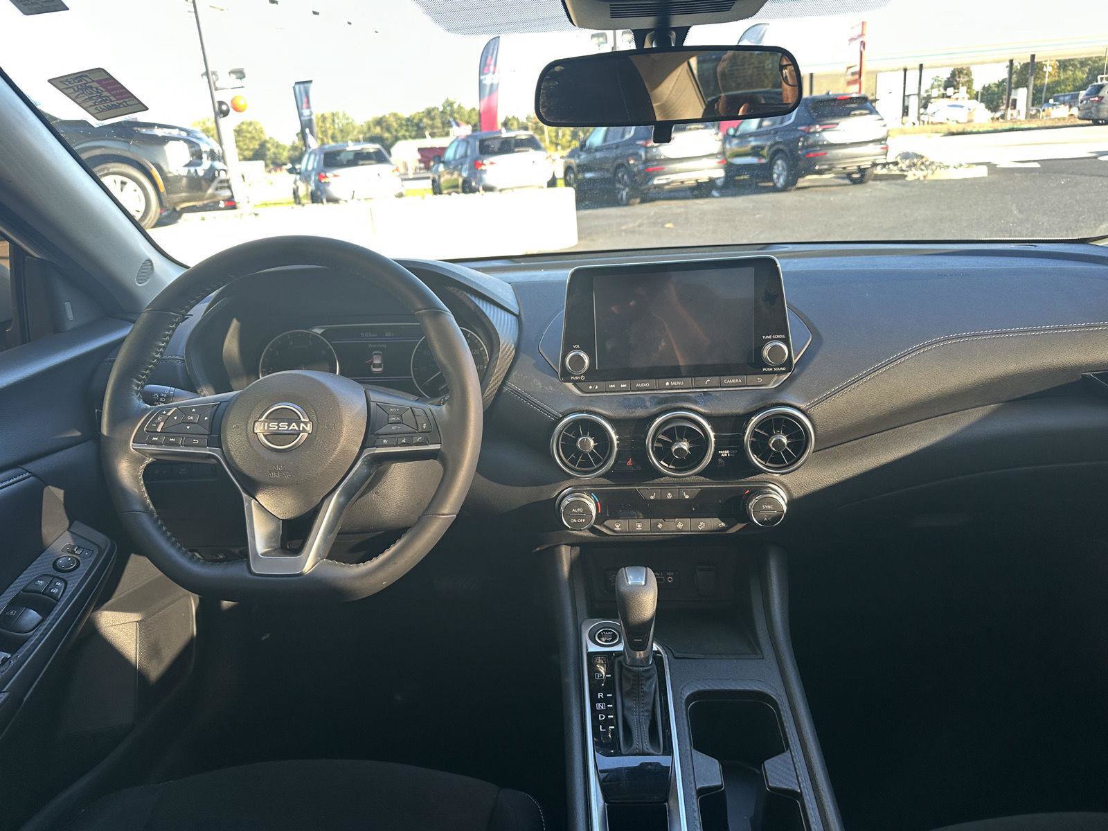 Used 2025 Nissan Sentra SV w/ All-Weather Package FWD image 15